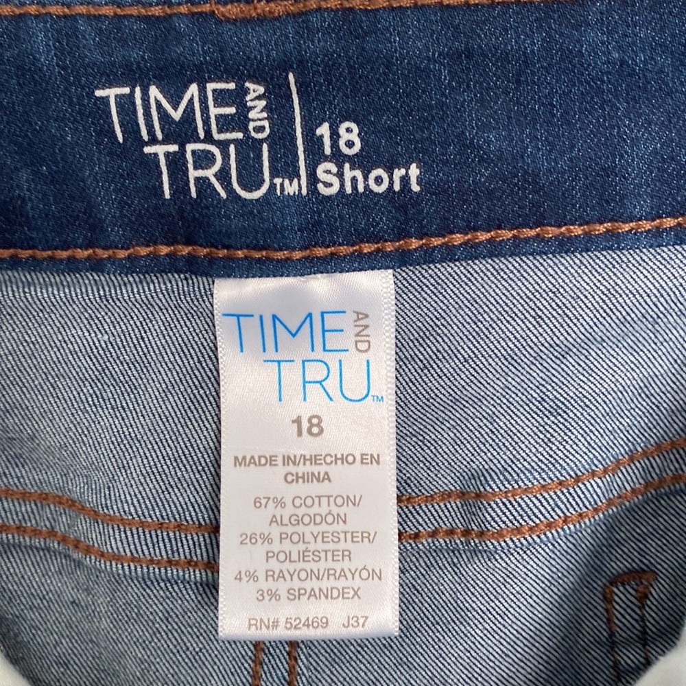 Blue Jean Shorts - Picture 4 of 4